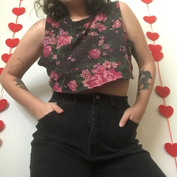 Forever 21 Floral Crop Cutoff Tank - Picture 2 of 4
